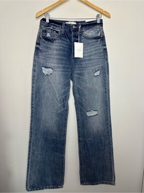 KanCan 90’s Flare 7/27 Juniors Medium Wash Distressed
